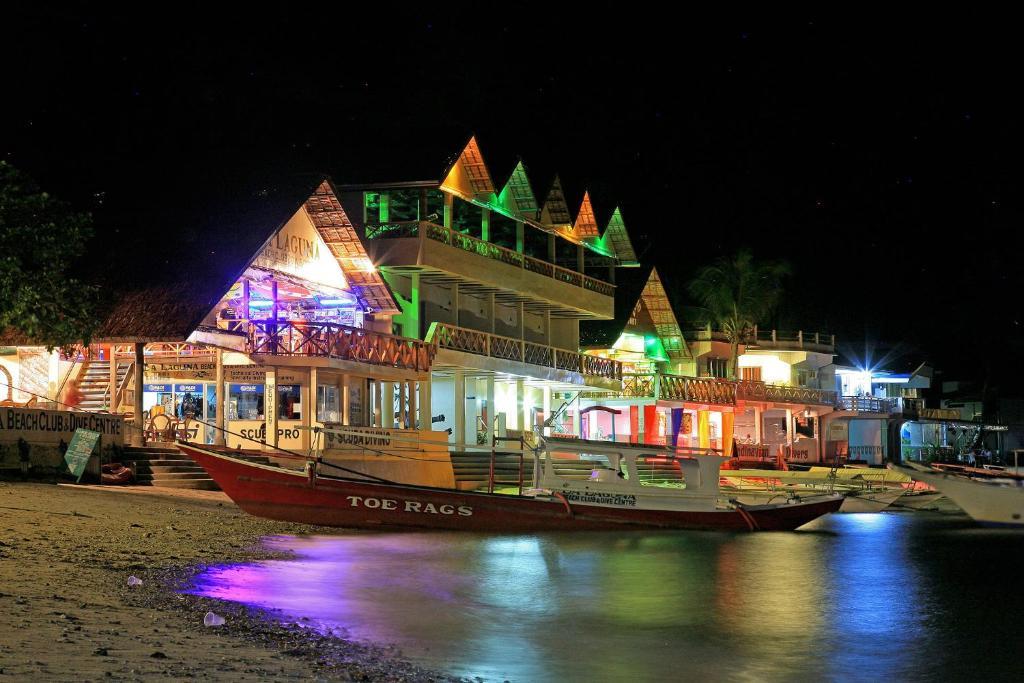 ลา ลากูนา บีช คลับ&ศูนย์ดำน้ำ Hotel ปูแอร์โตกาเลรา ภายนอก รูปภาพ